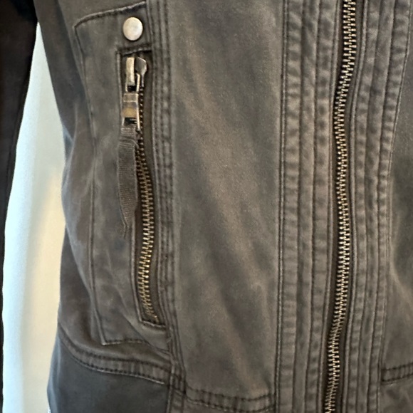 Black jacket - Picture 11 of 15